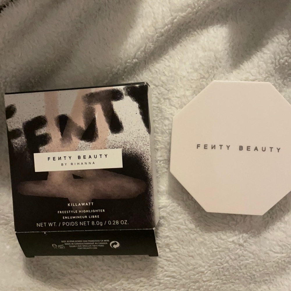 Fenty beauty highlighter